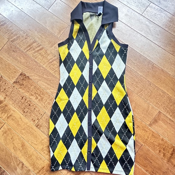 Dress - Picture 1 of 5